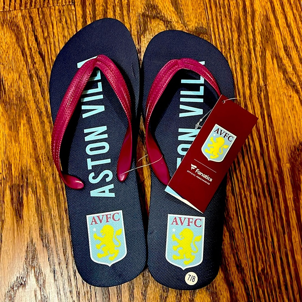 Aston Villa men flip flop 7/8 BNWT